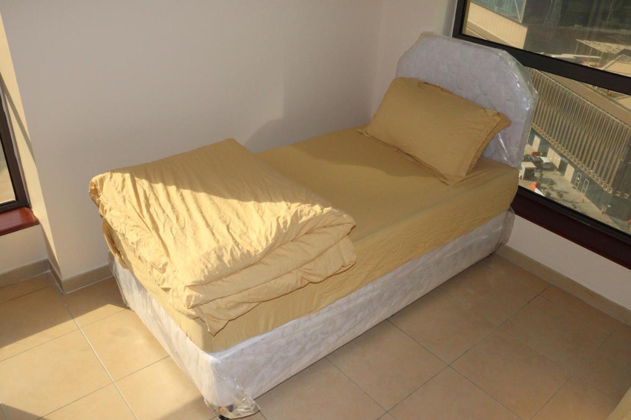 California Hostel Dubai Beach Экстерьер фото